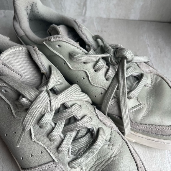 Adidas EE6045 Ash Silver Leather Supercourt Sneakers Women’s Size 8.5 - Picture 6 of 11